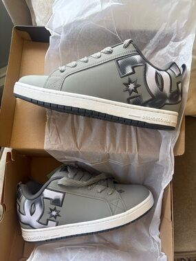DC Men’s Grey and White Low-Top Skate Sneakers